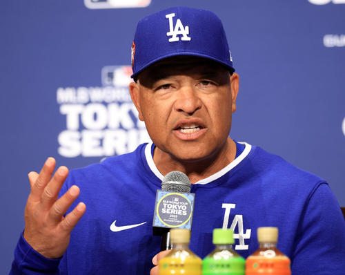 ロバーツ監督、日本に来て大谷翔平の“大きさ”実感「国全体を背負うということがどんなものか」 – ニッカンスポーツ ロバーツ監督(2025年3月)