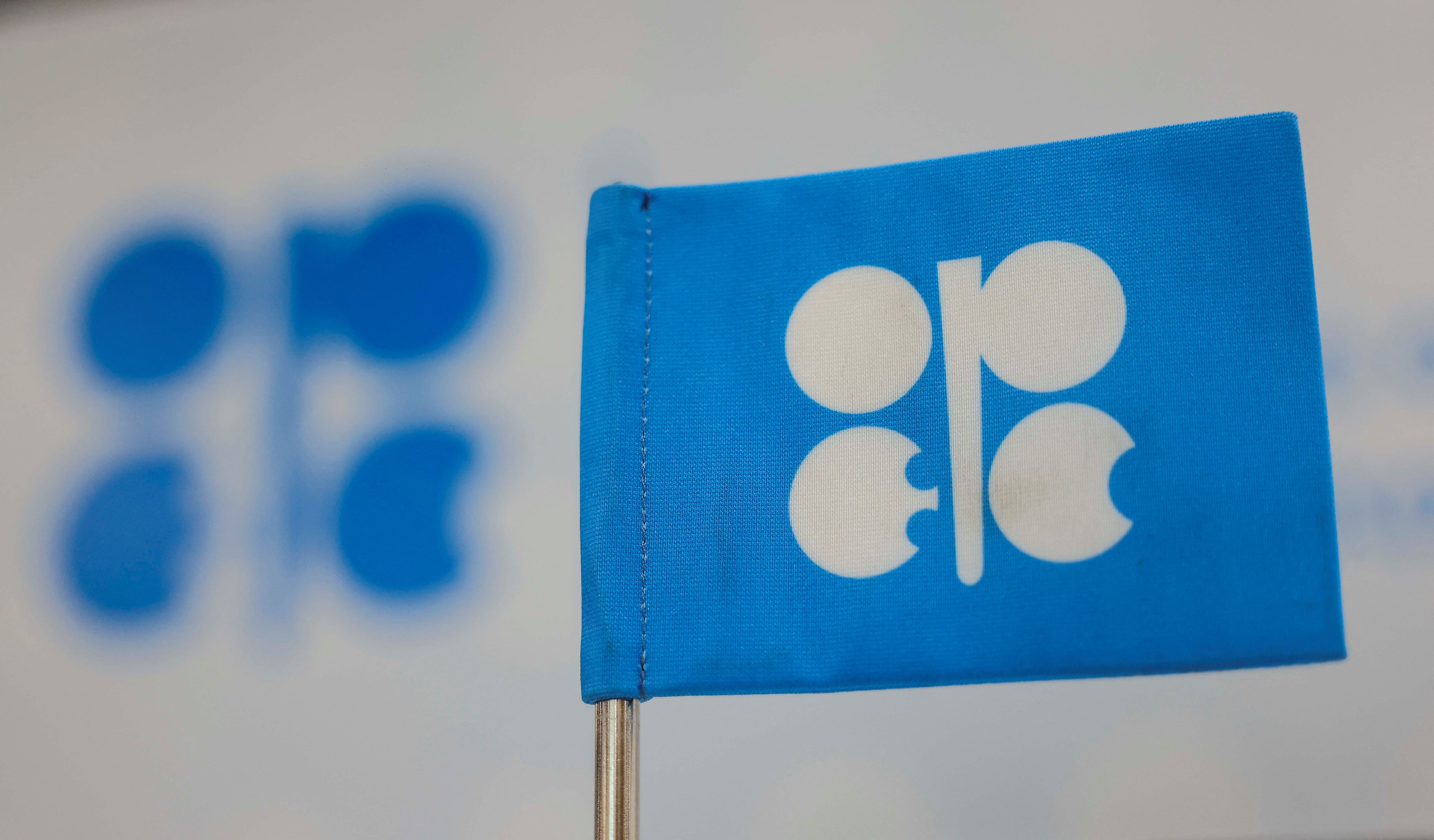 ＯＰＥＣプラス、予定通り4月に増産へ　22年以来初めて