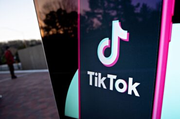 バイトダンス、TikTok巡る米との協議認める－トランプ氏期限延長 - Bloomberg