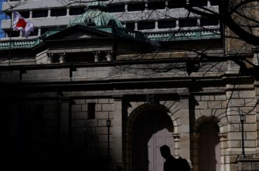 米関税で不確実性、政策運営「何ら予断持てる状態にない」＝中川日銀委員 | ロイター