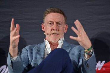 トランプ氏が訴えたＣＢＳ報道番組、ベテラン制作トップが退任 - Bloomberg