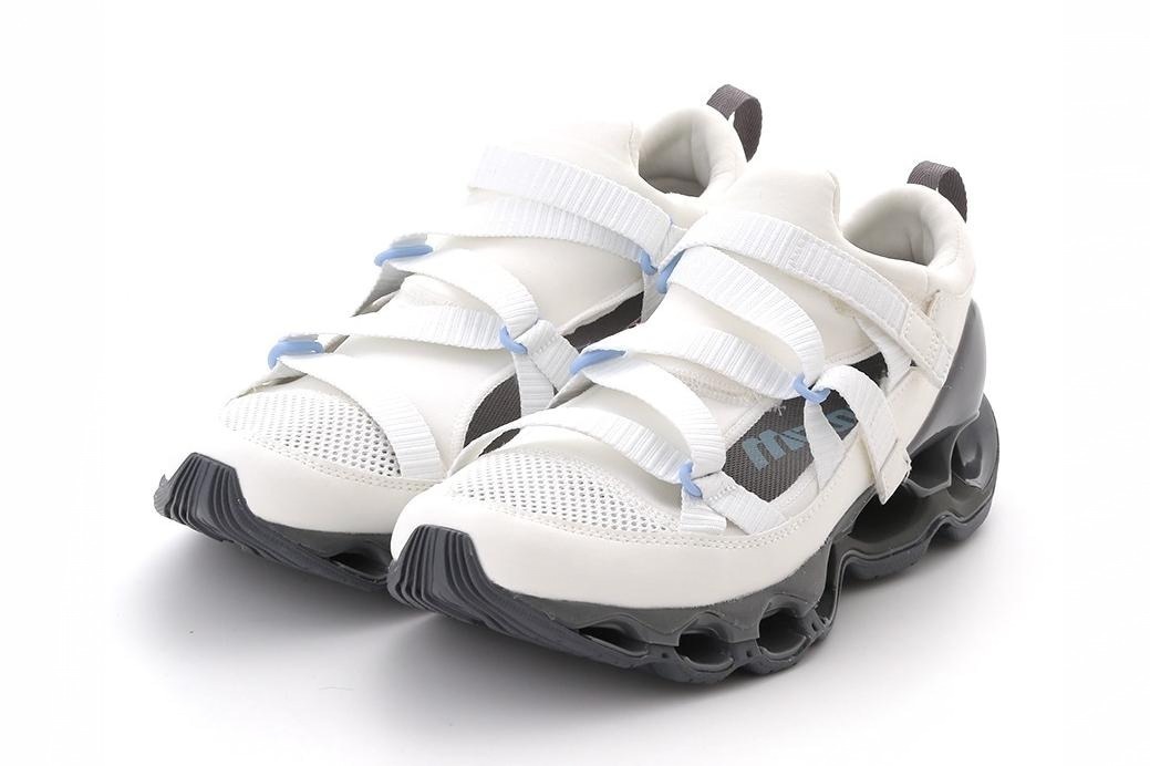 グレーソール×白アッパーのエミ限定色も