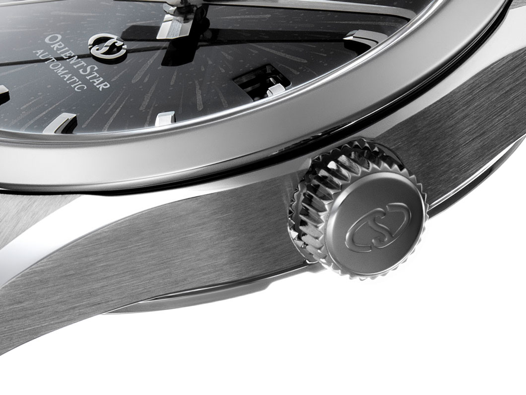 文字盤が美しい【国産時計“オリエントスター”】ペルセウス座流星群をモチーフにした新作2色 – Watch LIFE NEWS|ウオッチライフを楽しむ時計総合ニュースサイト M34 F8 デイト