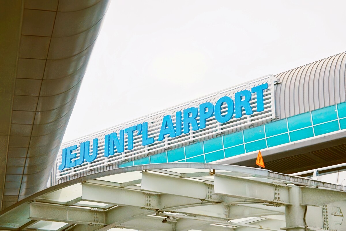 「本当に韓国人?」韓国の空港のトイレで目撃された驚きの光景に、ネットで賛否 「本当に韓国人?」韓国の空港のトイレで目撃された驚きの光景に、ネットで賛否