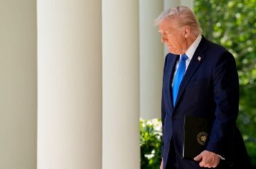 トランプ氏が非難したＣＢＳ報道番組、大統領令巡る特集を４日に放送 - Bloomberg