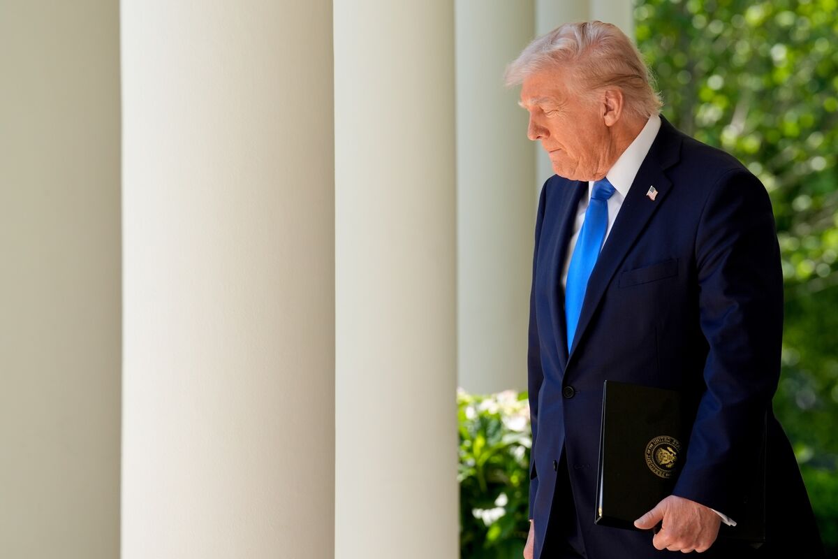 トランプ氏が非難したCBS報道番組、大統領令巡る特集を4日に放送 – Bloomberg トランプ氏が非難したCBS報道番組、大統領令巡る特集を4日に放送 - Bloomberg