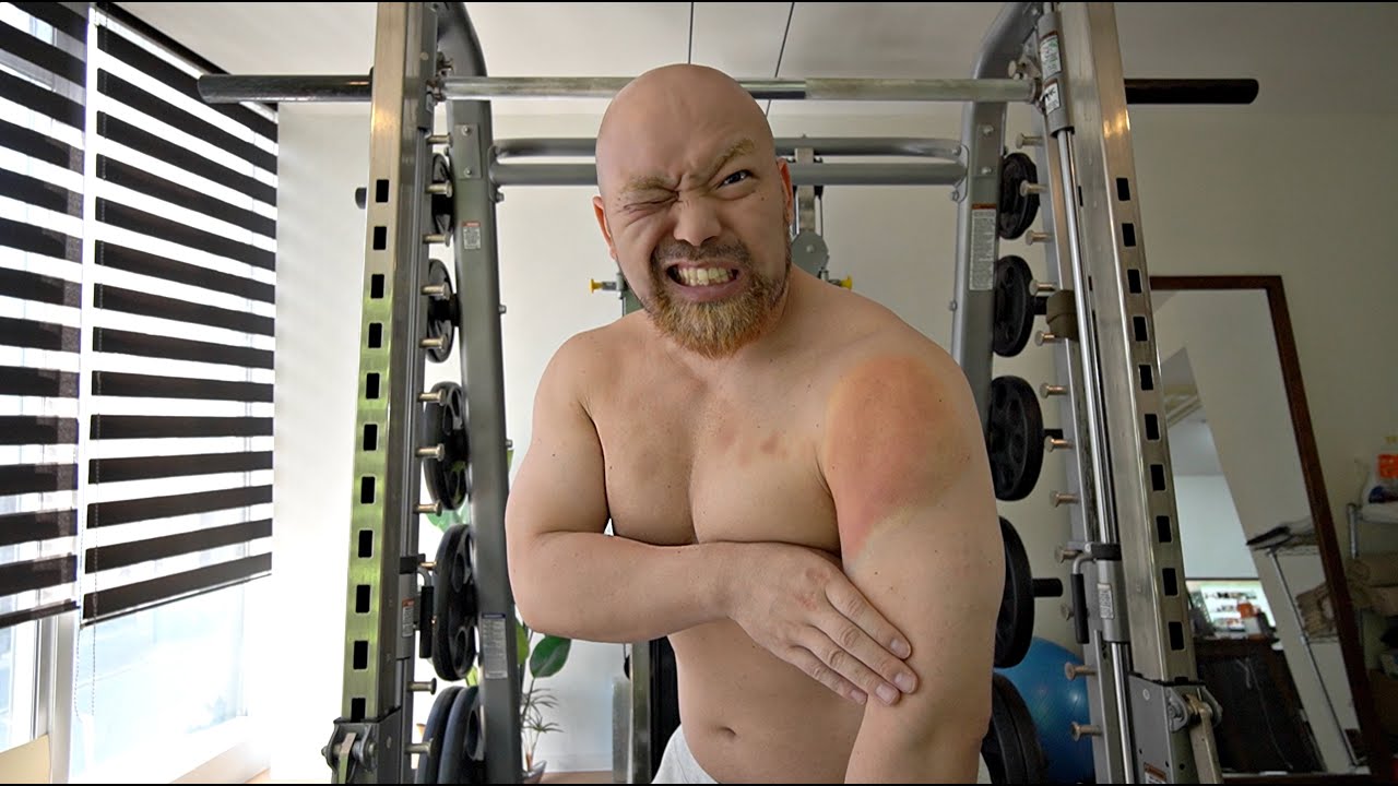 デビュー前に肩を怪我してしまいました