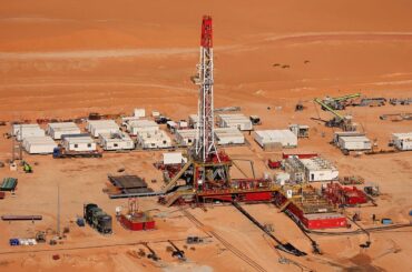 ＯＰＥＣプラスは一段の増産も、割り当て違反続くなら－サウジが警告 - Bloomberg