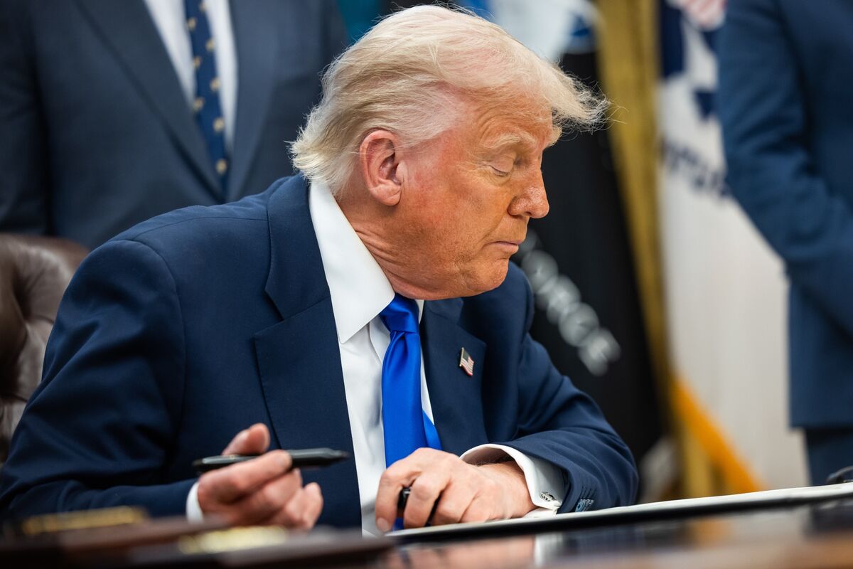 トランプ大統領、政府系ファンド創設計画を当面棚上げ-制約に直面 – Bloomberg トランプ大統領、政府系ファンド創設計画を当面棚上げ-制約に直面 - Bloomberg