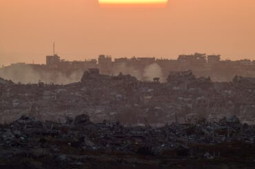 焦点：イスラエルがガザ住民の「脱出」制限緩和、リゾート構想との関連不明 | ロイター