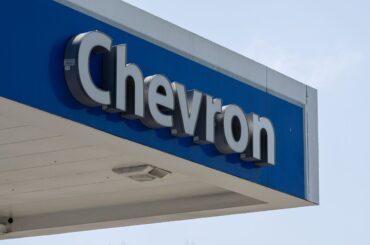 米、シェブロンに限定ライセンス発行準備－ベネズエラで保守作業容認 - Bloomberg