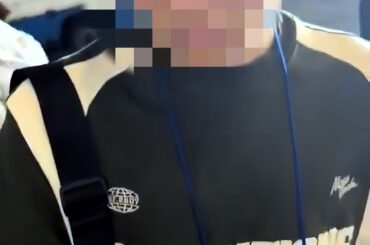 韓国の男子高校生が上海モーターショーで中国女性を盗撮、バレると泣き崩れ許しを求める