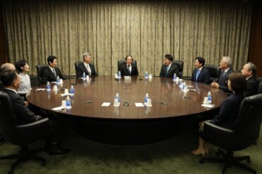 日銀意見、物価上振れの指摘相次ぐ－米関税で政策対応には慎重姿勢も - Bloomberg