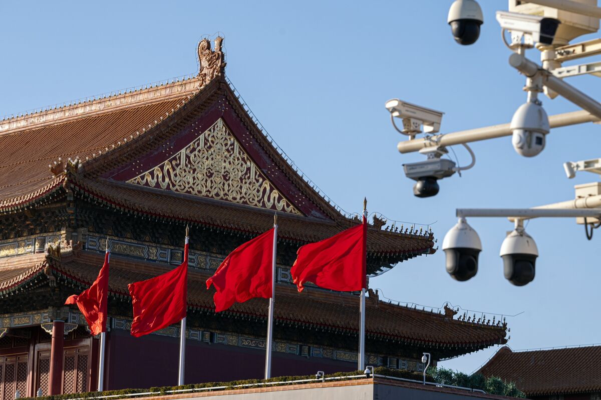中国が海外所得課税を強化、超富裕層以外も監視の対象-関係者 – Bloomberg 中国が海外所得課税を強化、超富裕層以外も監視の対象-関係者 - Bloomberg