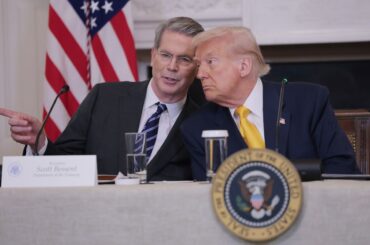 ベッセント財務長官、次期ＦＲＢ議長候補に浮上－パウエル氏後任 - Bloomberg