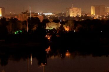 米、中東の一部職員退避へ　イランとの緊張高まる | ロイター