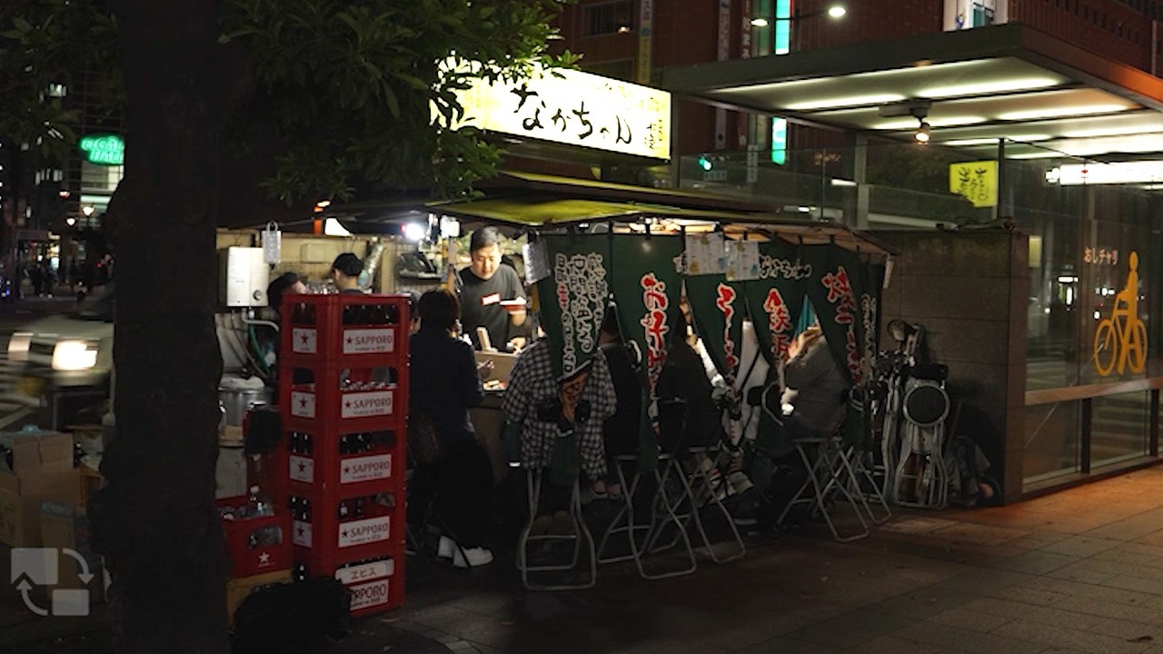 Instantly Packed! No.1 Food Stall with 70+ Dishes Run by a Beloved Chef 🍢🔥 #japanesestreetfood