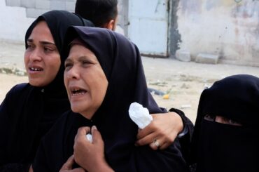 イスラエルのガザ攻撃で50人死亡、物資配給所付近での犠牲相次ぐ | ロイター