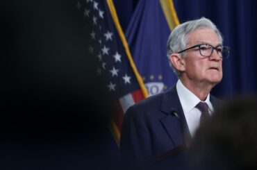 米ＦＲＢ、金利据え置きへ－雇用は持ちこたえインフレ減速で静観維持 - Bloomberg