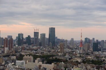 債券は小幅安、米中関税合意でリスクオン－東京ＣＰＩは下振れ - Bloomberg