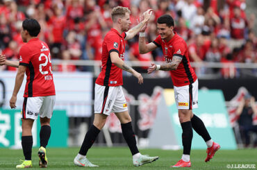 グスタフソンの2発で浦和が逆転勝利！Ｃ大阪は北野 颯太のラストマッチを白星で飾る【サマリー：明治安田Ｊ１ 第19節】