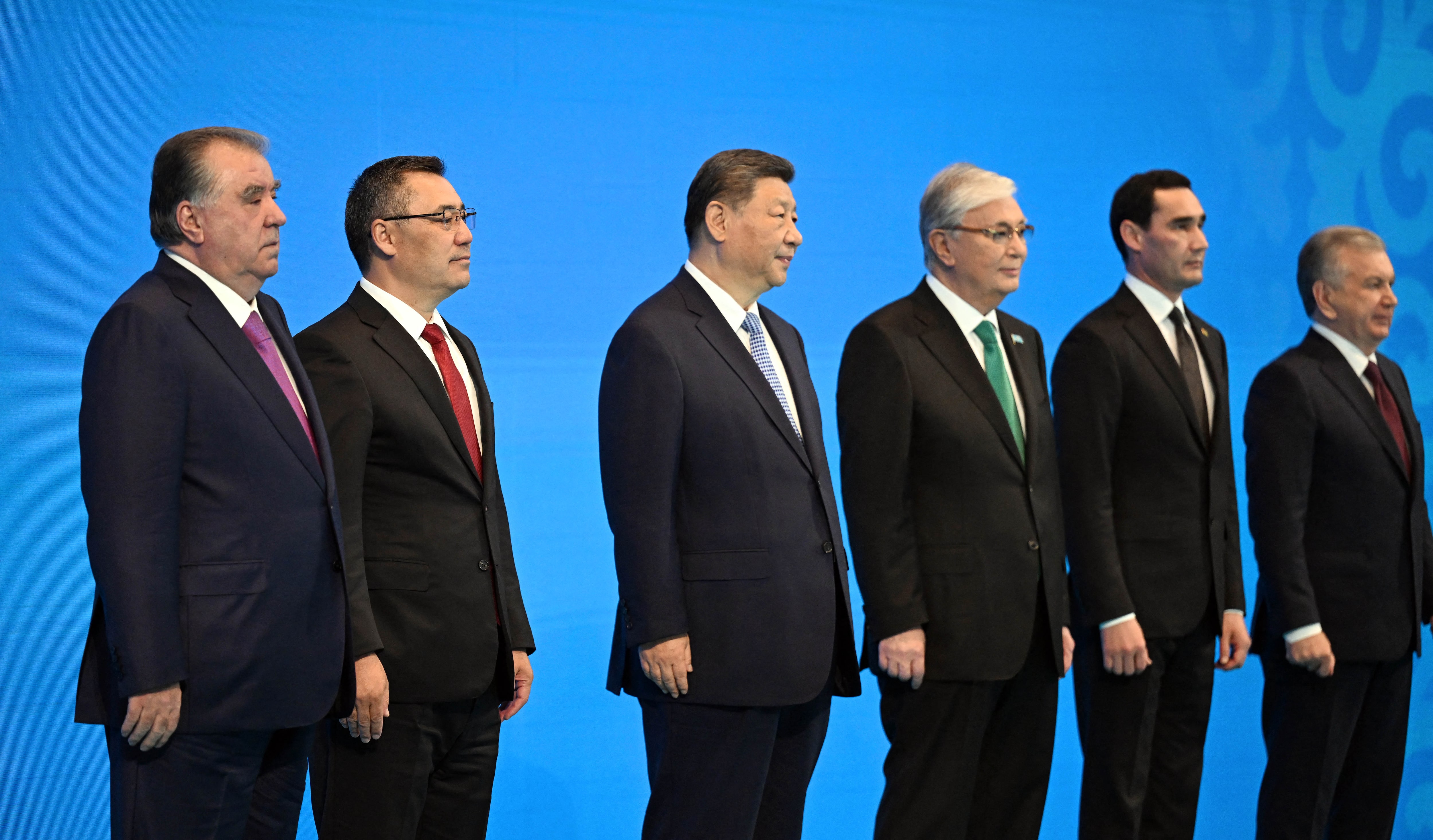中国と中央アジア諸国、陸空路の接続改善で合意　関係強化へ