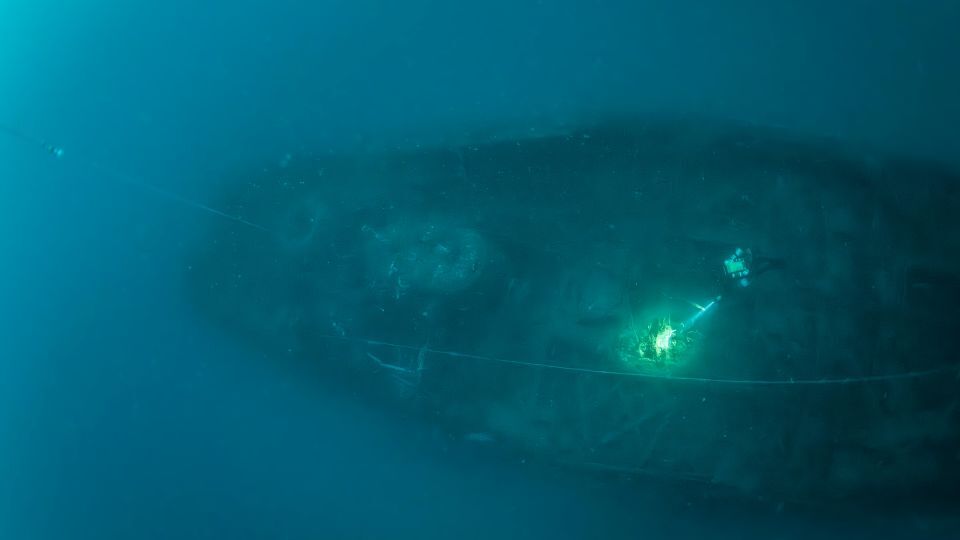 沈没から生還したのは３人のみ。残りの乗組員２３人は命を落とした/Rick Ayrton