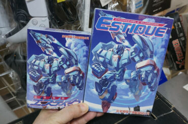 令和の新作FCシューティング「超翼戦騎エスティーク」が店頭入荷、NES版もあり - AKIBA PC Hotline!