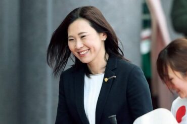 今年誕生した“JRA初”の女性調教師「女性であっても男性と同じ土俵で戦える職業」 前川恭子厩舎、開業から3カ月の現在地 - 競馬 - Number Web