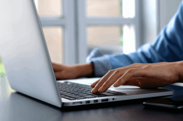 オンラインの「透明人間」になる。匿名ウェブブラウザ・Torを1週間使って気づいた、プライバシーのこと