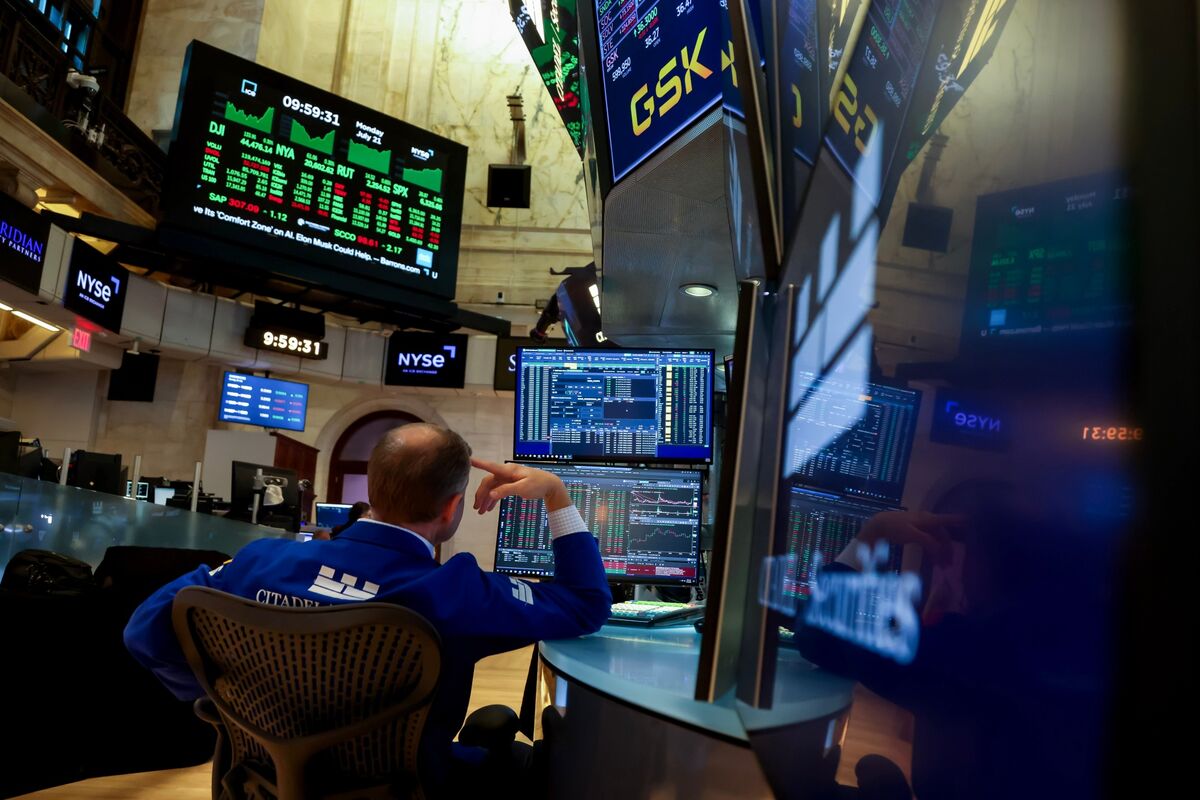【米国市況】S&P500が最高値、決算期待で-財務長官発言で金利低下 – Bloomberg 【米国市況】S&P500が最高値、決算期待で-財務長官発言で金利低下 - Bloomberg