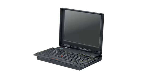 かつてIBMのThinkPad 701は9.7インチ幅なのに11.5インチのフルサイズキーボードをバタフライ構造で可能にしていた|au Webポータル経済・ITニュース かつてIBMのThinkPad 701は9.7インチ幅なのに11.5インチのフルサイズキーボードをバタフライ構造で可能にしていた|au Webポータル経済・ITニュース