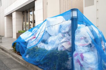 「これらが全て燃えるごみに入っていた」。“現場写真”に「あかんでしょ…」の声。ゴミ清掃芸人の投稿が話題 - ハフポスト