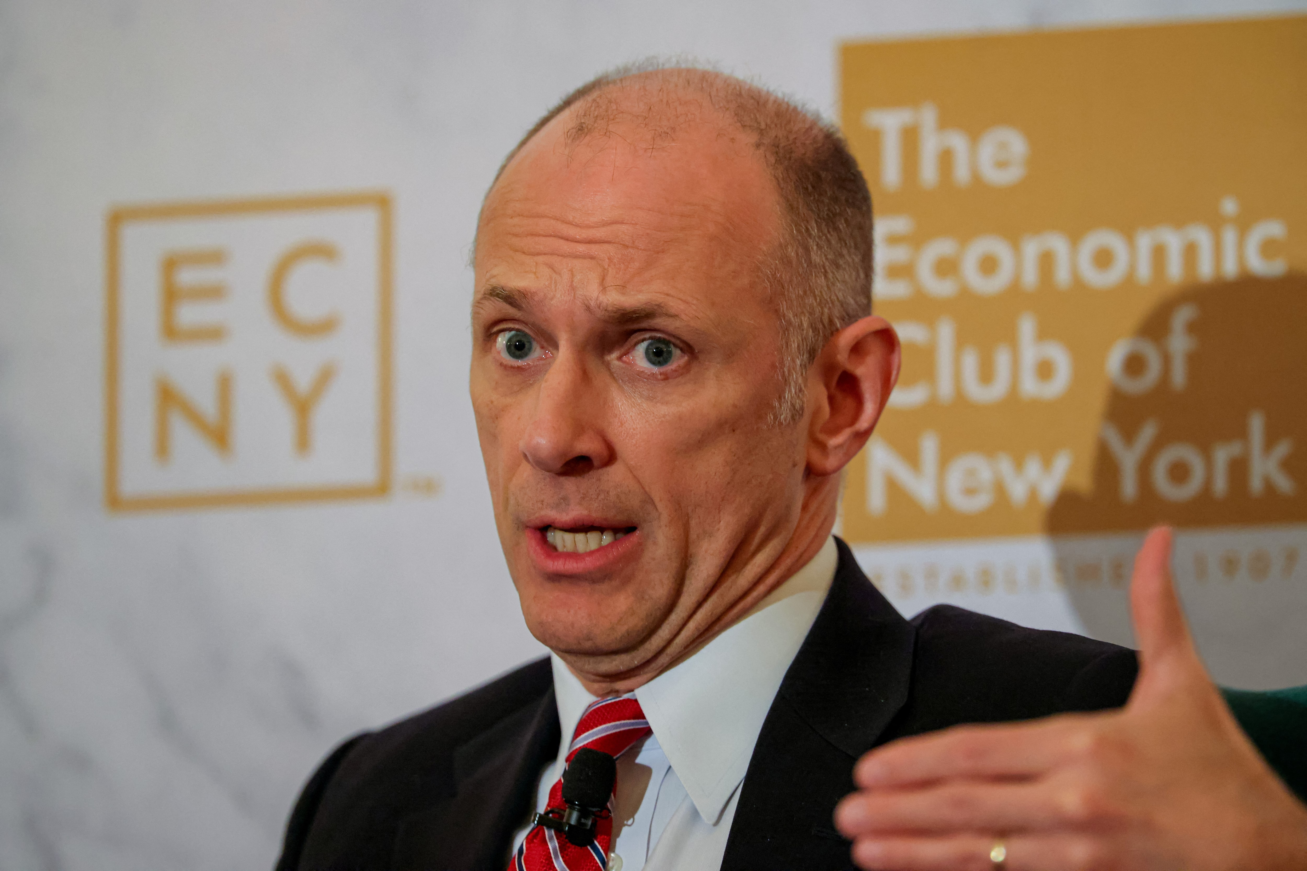 米金利、今後12カ月で「かなり」低下する可能性＝シカゴ連銀総裁