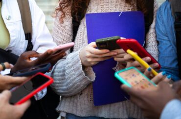 【関連記事】「モザイクは目だけ…」カップル配信者が晒す赤裸々すぎる性事情を親が見たときに起きたこと | FORZA STYLE｜ファッション＆ライフスタイル[フォルツァスタイル]
