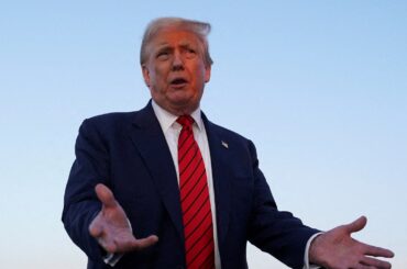 トランプ氏、米首都治安維持で州兵派遣の可能性示唆 | ロイター