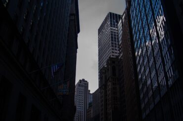 米社債スプレッド、27年ぶり低水準に縮小－乗り遅れ懸念の兆し - Bloomberg