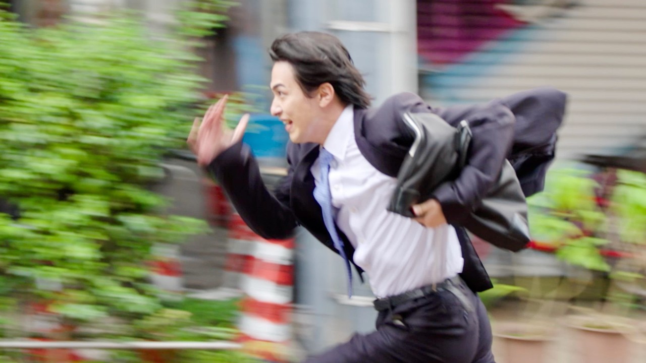 横浜流星、マッハのごとく街中を走りきる!大河ドラマ「べらぼう」も同様に生ききりたい/湖池屋 ピュアポテト CM+インタビュー+メイキング