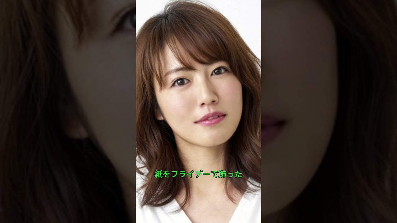 磯山さやか、41歳、25周年記念写真集で水着姿を披露