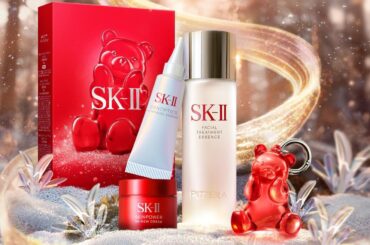 SK-IIベアチャーム付き25年クリスマスコフレ、人気化粧水orクリーム現品入りスキンケアキット - ファッションプレス