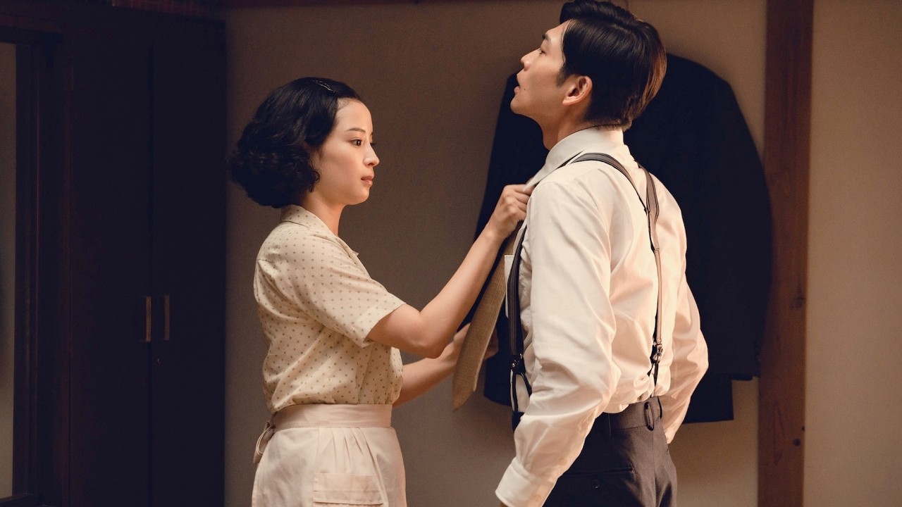 広瀬すず、米兵と熱い抱擁する二階堂ふみに憧れ…夫・松下洸平との朝食も/映画『遠い山なみの光』本編映像