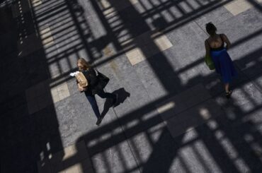 ミシガン大消費者指数、３カ月ぶり低水準－関税に伴う懸念根強く - Bloomberg