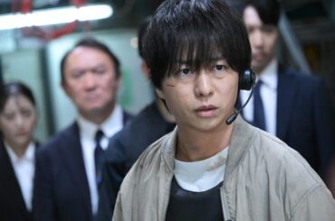『放送局占拠』秀逸な時間軸の“ミスリード”