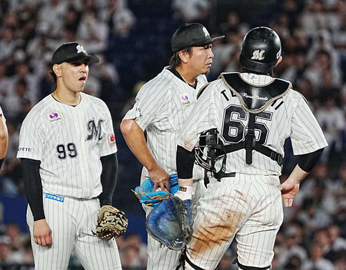 【ロッテ】250セーブまであと2の益田直也が出場選手登録抹消「精神的にもちょっときつい…」 – nikkansports.com ロッテ対楽天 9回表楽天2死一、二塁、ロッテ4番手で登板した益田(中央)は同点を許し降板となる(2025年8月19日撮影)