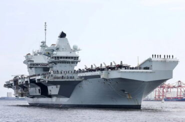 「特別な共同作戦だ!!」イギリス大使館公開の“日英 夢のコラボ”に大きな反響 ただちに自衛隊や英空母も反応 - 乗りものニュース