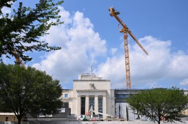 【焦点】トランプ氏待望の米利下げに注目－英中銀と日銀は据え置きへ - Bloomberg