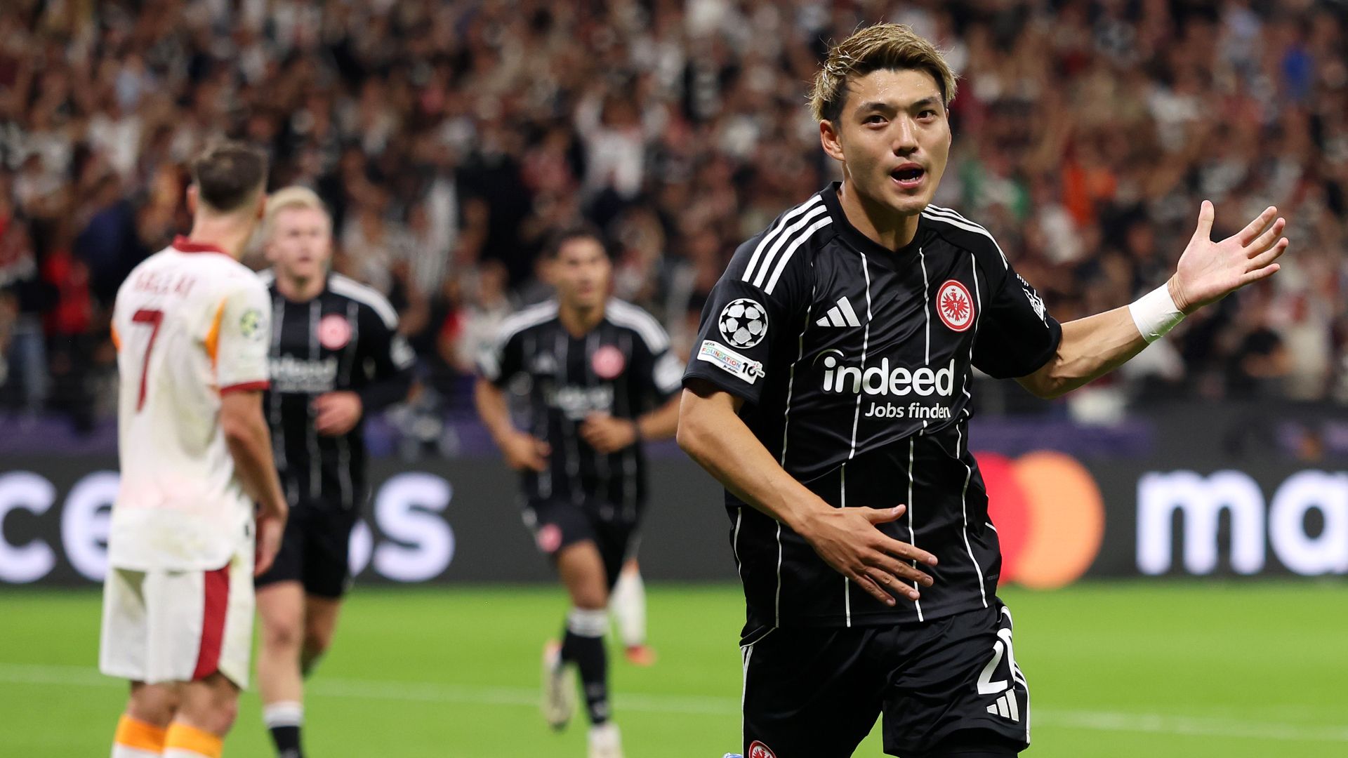 堂安律がCLデビュー戦で躍動! OG誘発からフランクフルトも一気に逆転、5発大勝スタート – Goal.com Goal.com