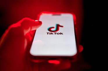 米政府のTikTok米事業評価額140億ドル、市場から低さに疑問の声 - Bloomberg