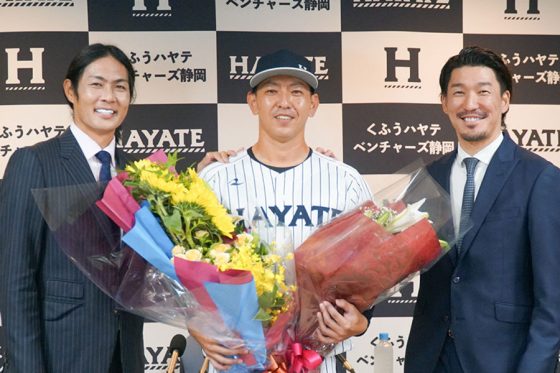 引退する"弟分"のため…暴風雨の中で2時間運転 梶谷隆幸氏が明かすサプライズの背景 – full-count.jp 引退する"弟分"のため…暴風雨の中で2時間運転 梶谷隆幸氏が明かすサプライズの背景 - full-count.jp