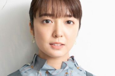 『ちはやふる』「このシーンも放送して…!」上白石萌音&森永悠希、プロポーズの瞬間 嵐莉菜がオフショット披露 - ORICON